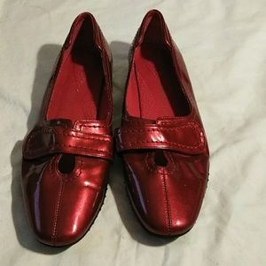 Bellini Patent Leather Flat NWOT